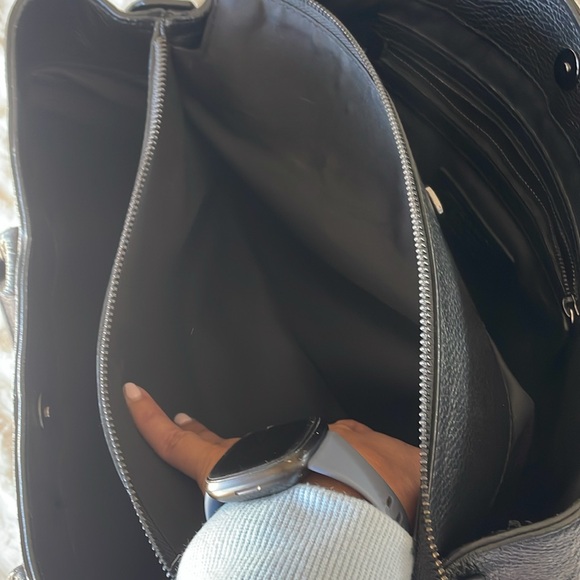 🛍️VITTORIA NAPOLI🛍️ Black Leather Tote Bag - Picture 6 of 9